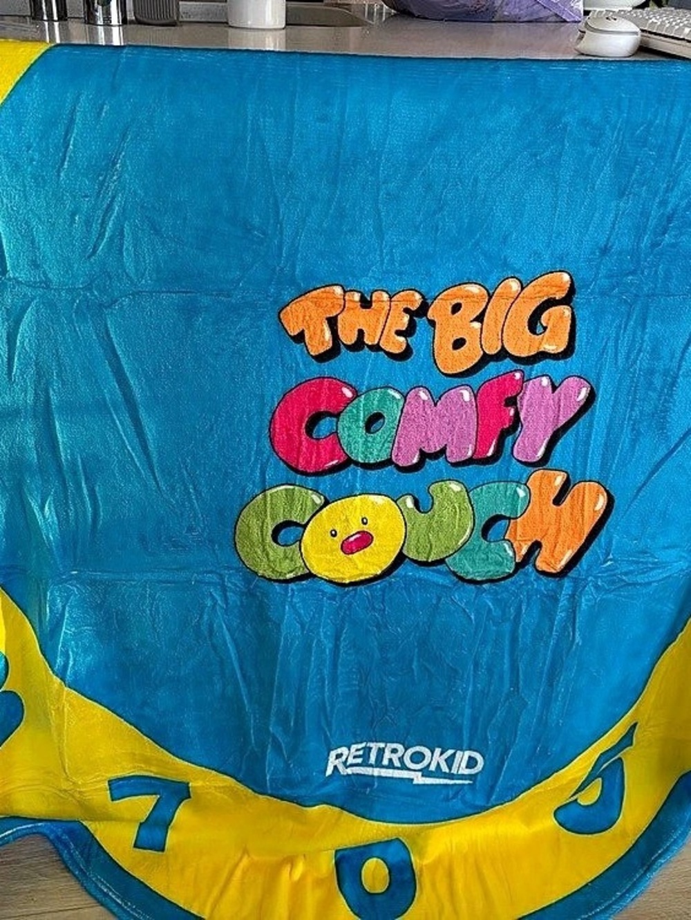 Retro Kid The Big Comfy Couch Blue & Yellow Blanket